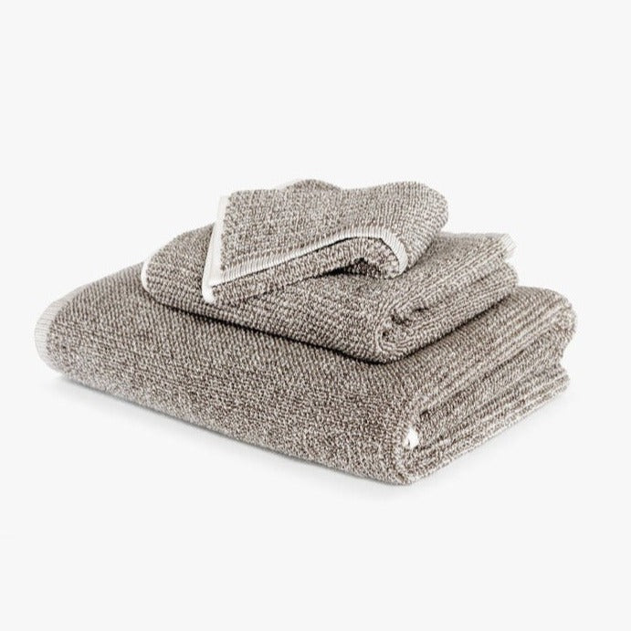 2 Luxury Tweed Light Bath Towels