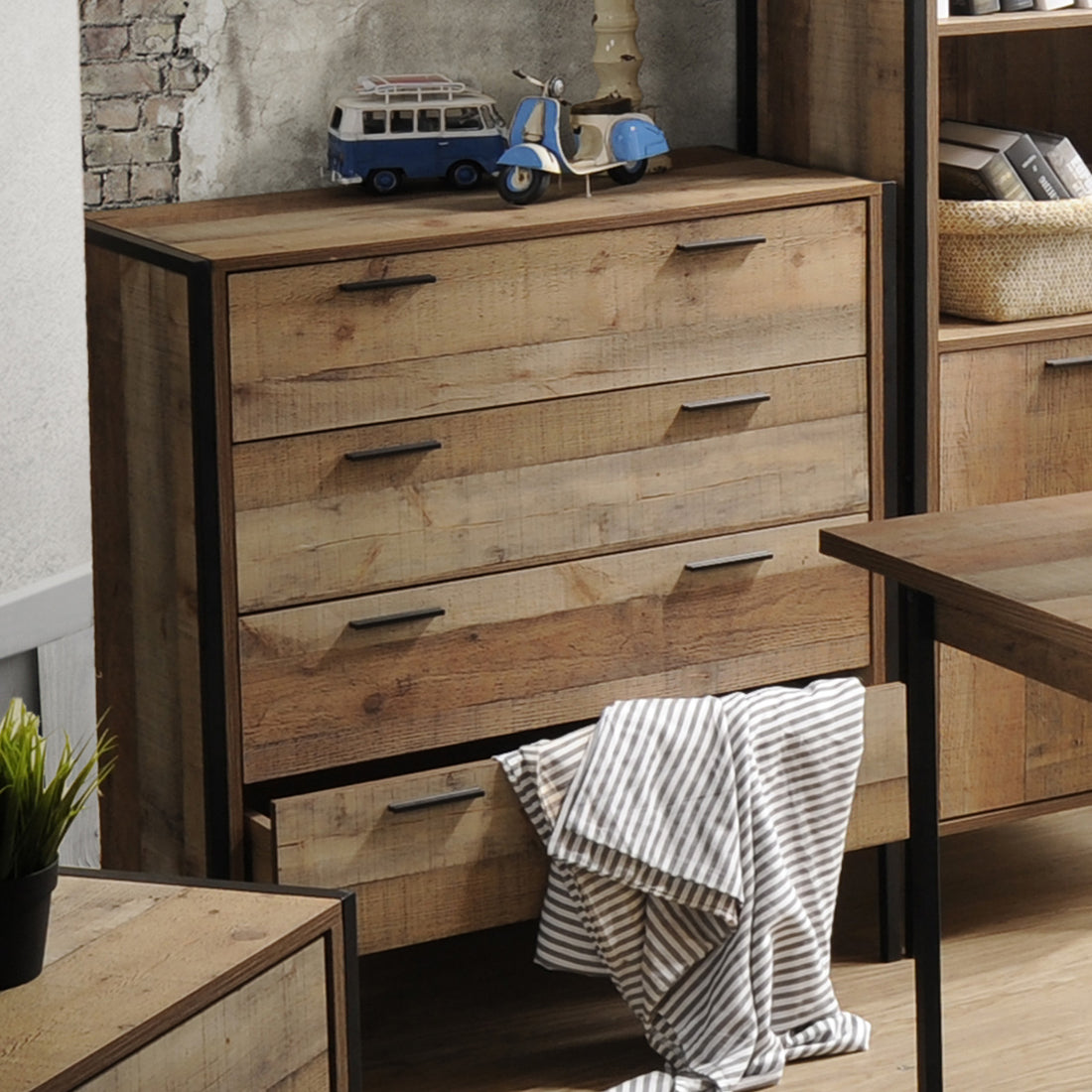 Tallboy with 4 Storage Drawers Oak